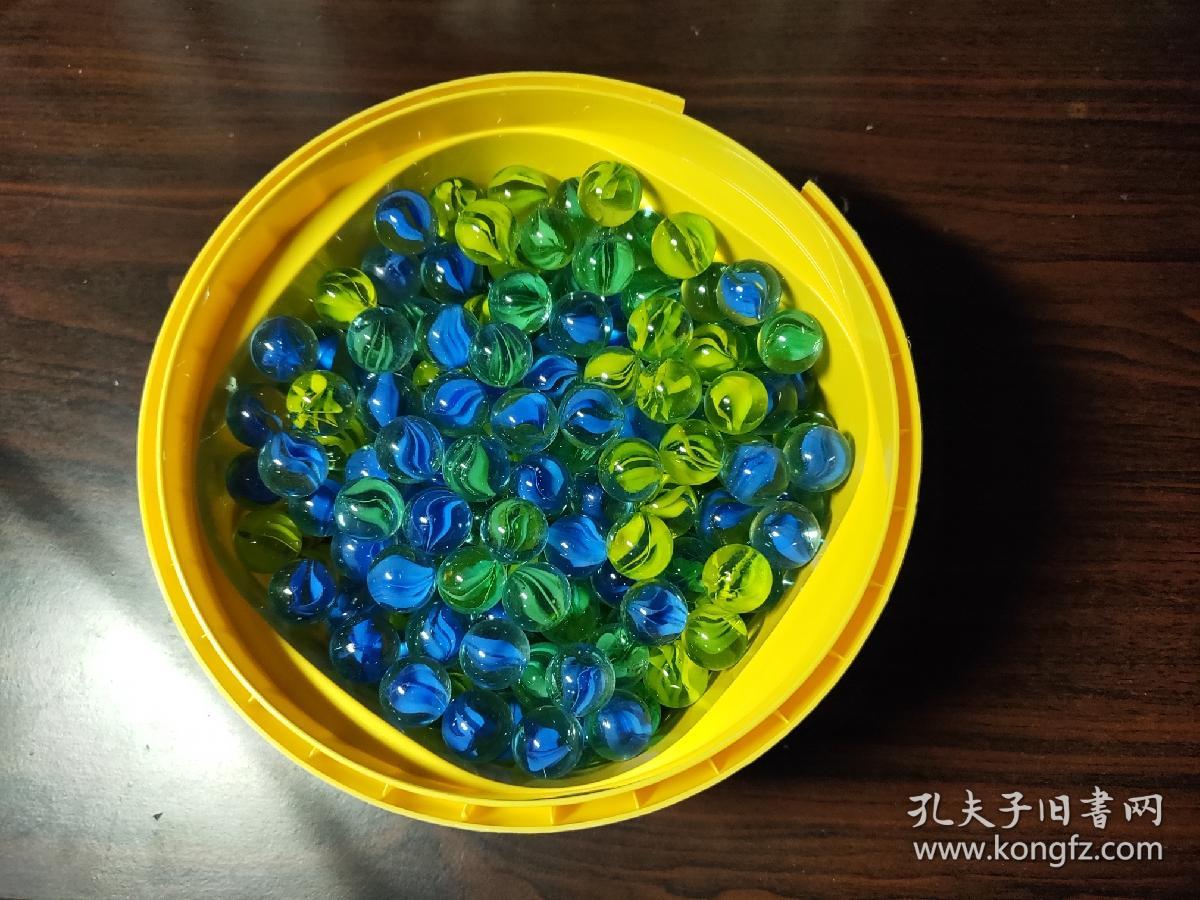 玻璃弹珠300颗左右(儿时的回忆)