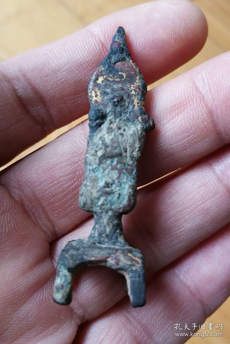 辽金时期的板凳佛像(高54)