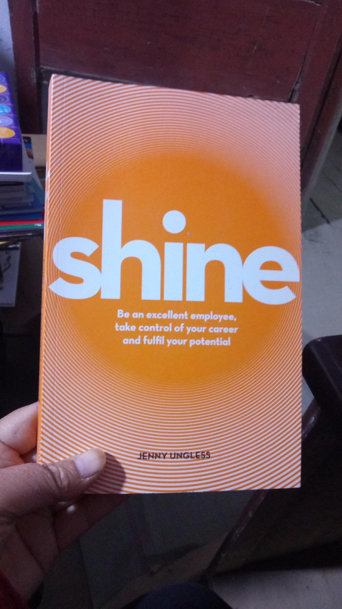 Shine [平装]