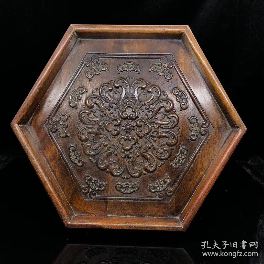 花梨木雕刻缠枝纹茶盘摆件长31 宽31 高4.5 厘米