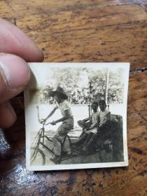 民国时期照片――人力三轮车照片