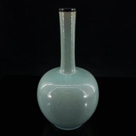 宋代汝窑黑口鹅颈瓶