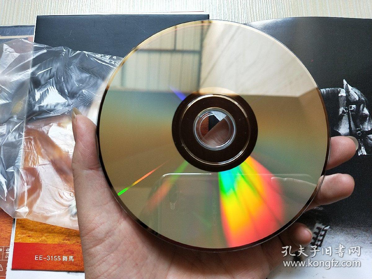 dvd-9《舞马》热血奔腾的表演盛事 与神驹共舞的精彩传奇 语言:法语