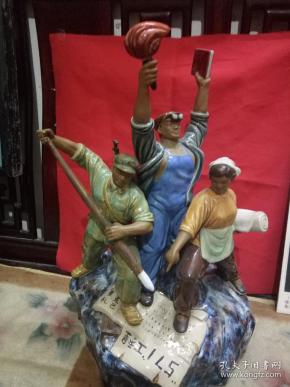 集广东佛山石湾陶艺厂刘泽棉等三位国家级陶艺美术师纯手工精制的原作