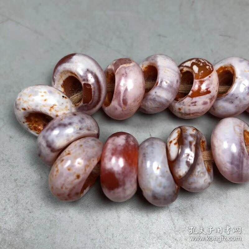 乡下偶遇千年鸡骨白老玛瑙手串尺寸613毫米28颗