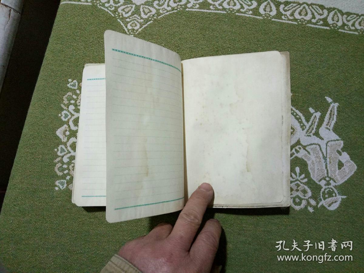 日记本里面有图片,按上面拍的发货