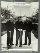 建国后 罗荣桓和贺龙、聂荣臻在四川金牛坝合影 老照片 一大张（尺寸：40.5*30cm）HXTX304318
