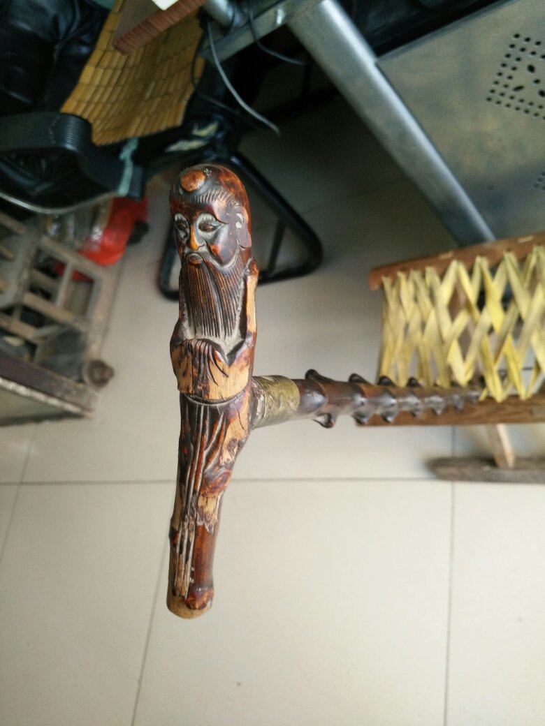 清代老寿星拐杖,刻工精美,尺寸85*16cm
