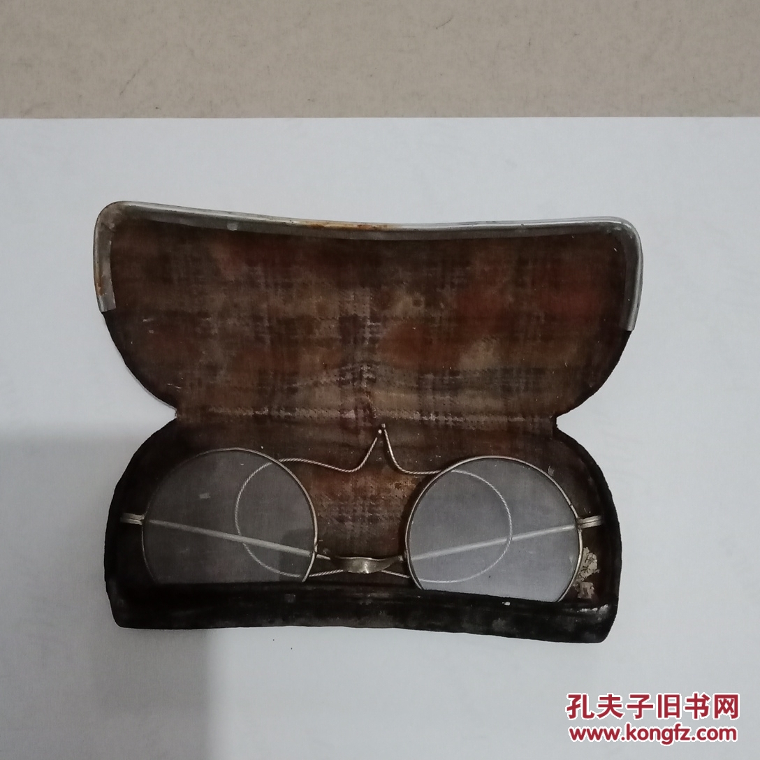 民国,水晶眼镜 ,(24k金镜腿,平镜)装利器,值得拥有,个人私藏,保存完好