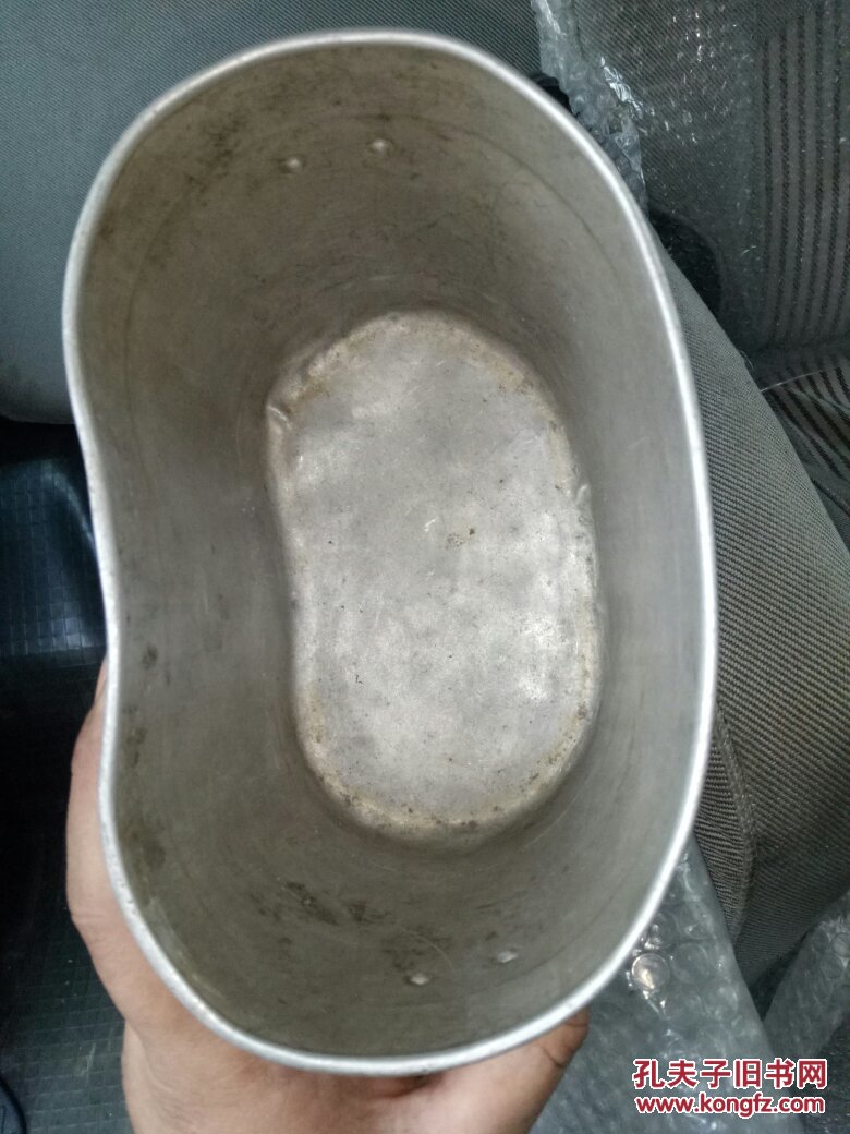 老军用饭盒,不少东西,喜欢的来 拍品编号:24831698