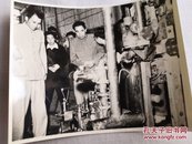 周总理五十年代工厂参观原版照片一张8cm×10cm