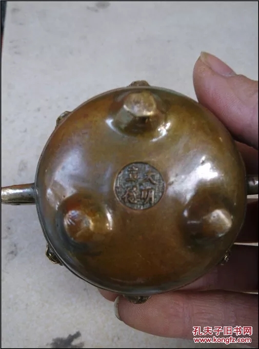 铜香炉摆件