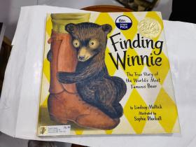 Finding Winnie: The True Story of the World's Most Famous Bear 寻找维尼英文版