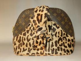 日本限定100个，路易威登LV极品女包-LOUIS VUITTON豹纹女款手袋（庆祝Monogram老花皮诞生100周年）