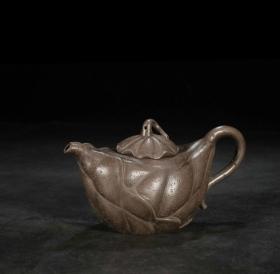 藏珍宝阁装帧:其他【荷叶壶】【荆溪周荣祥制】2023-03-18上书￥8000