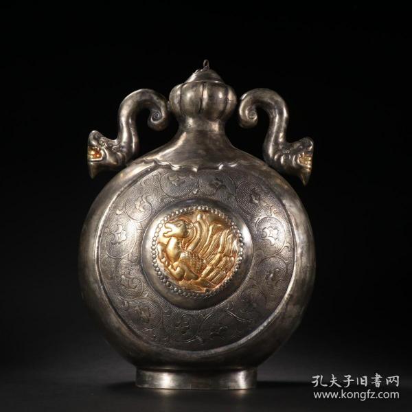 舊藏 銅鎏金銀瑞獸紋抱月瓶