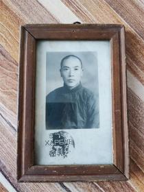 民国时期哈尔滨（滨江）真美照相馆拍摄的人物老照片