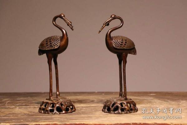 铜鹤熏香炉一对完整无缺品相如图 尺寸25 9公分装帧：其他古韵珍宝山东省