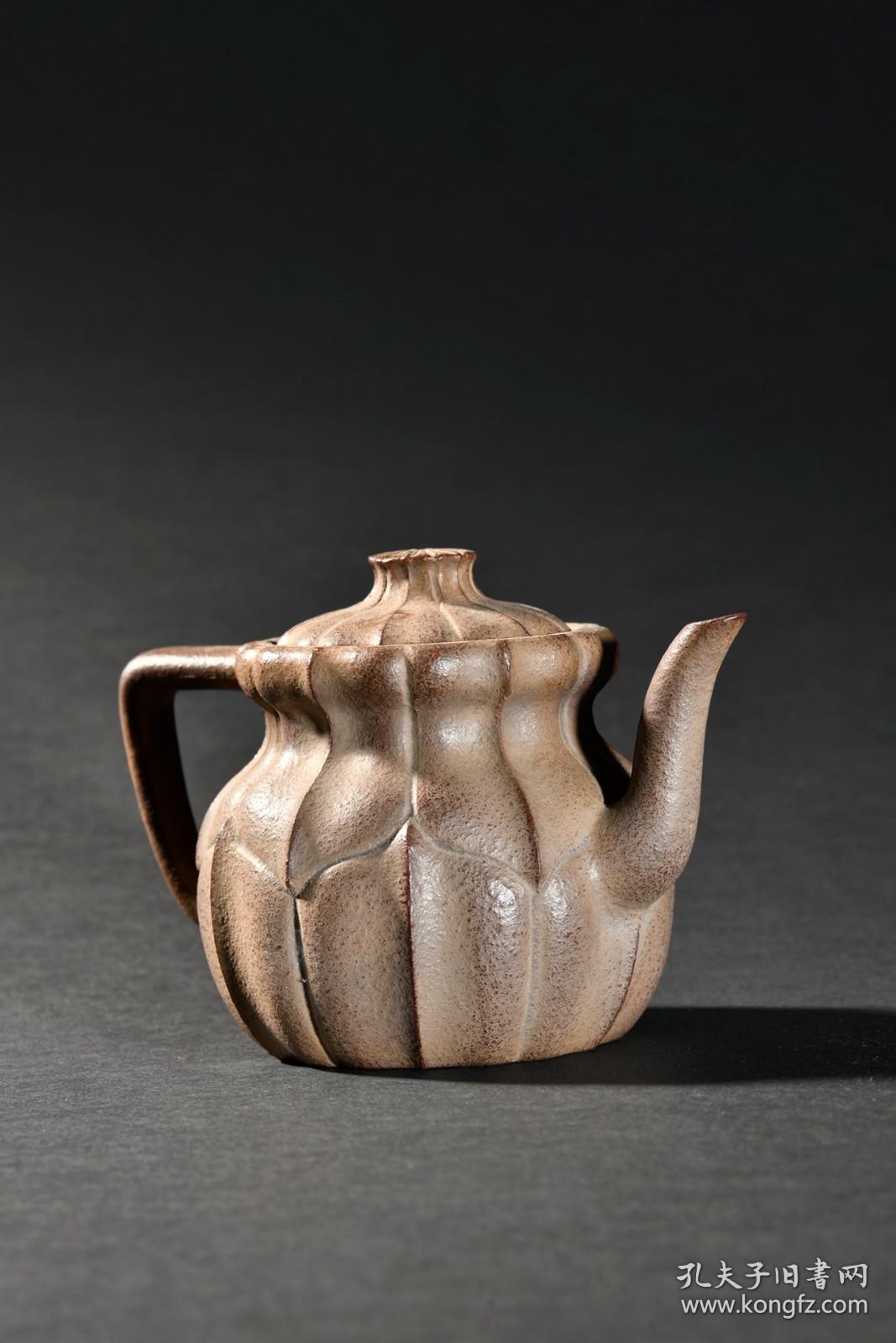 旧藏 "时鹏"款 紫砂老料茶壶.