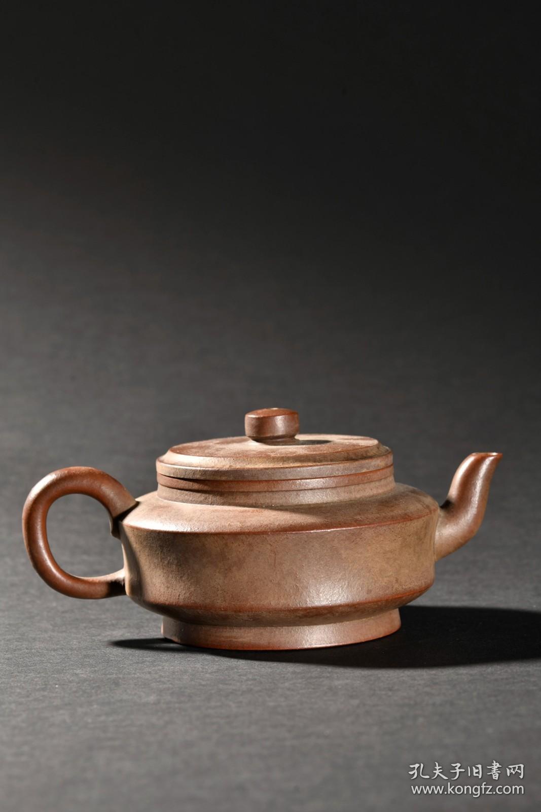 旧藏"杨彭年"款 紫砂素纹茶壶.