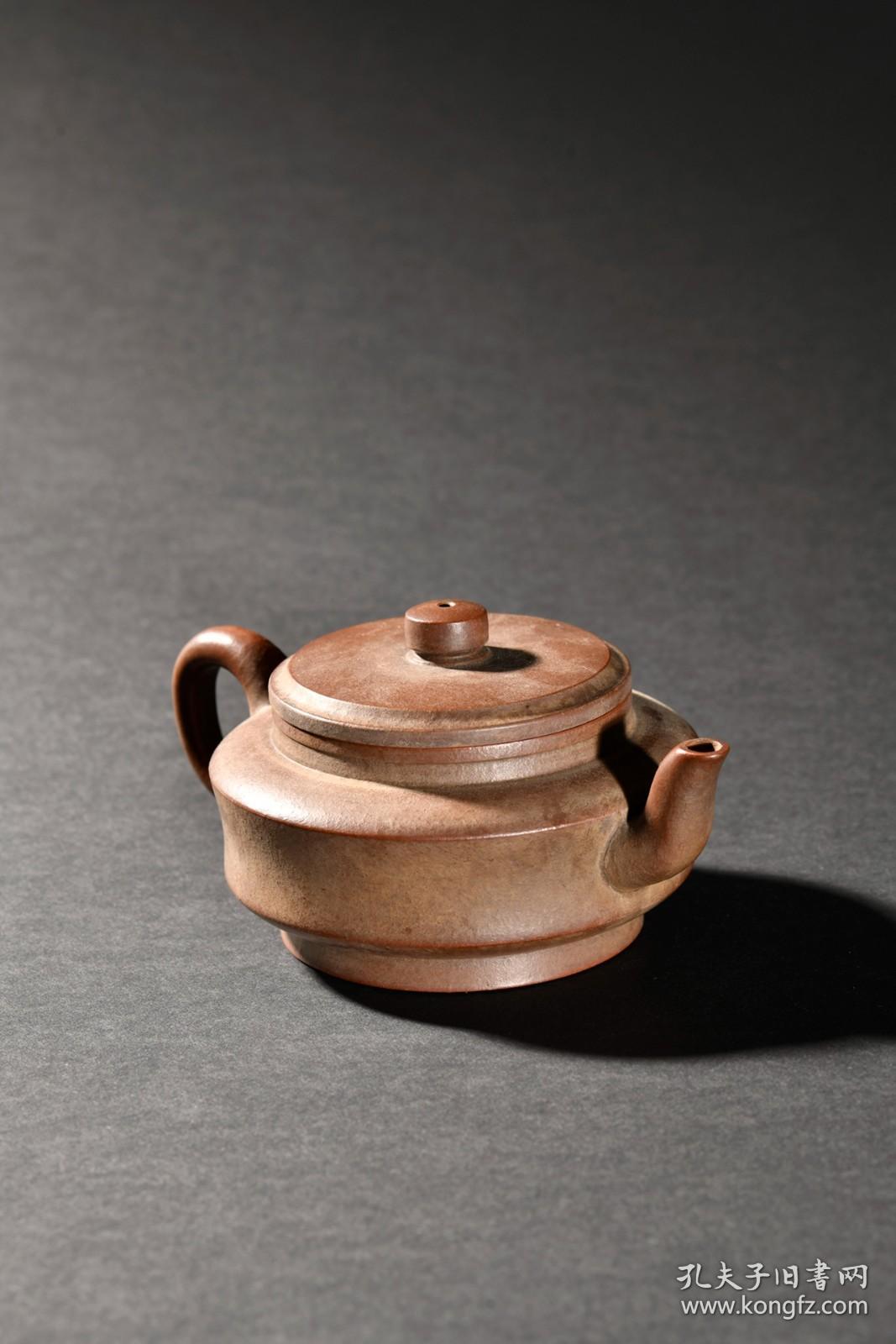 旧藏"杨彭年"款 紫砂素纹茶壶.