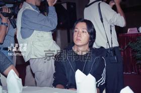 剧照新印：著名演员 潘粤明 在2001年金鸡百花奖上 6寸照片（15*10cm）原底片重印