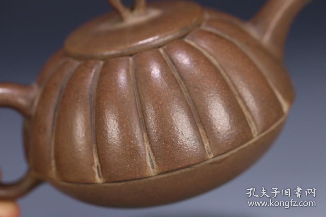 旧藏 清 "二泉"款老紫砂壶