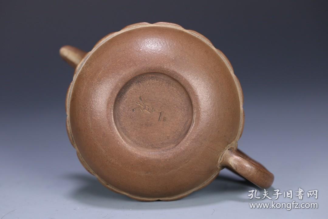 旧藏 清 "二泉"款老紫砂壶