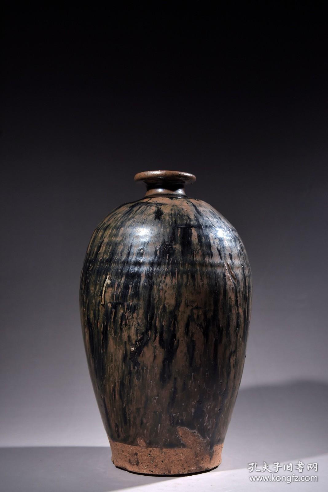 精品老货.金元时期铁锈花梅瓶