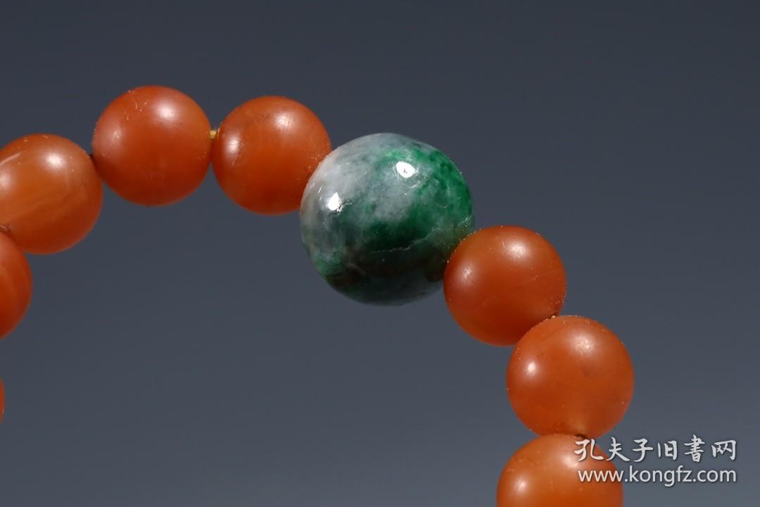 清代,南红玛瑙朝珠一盘