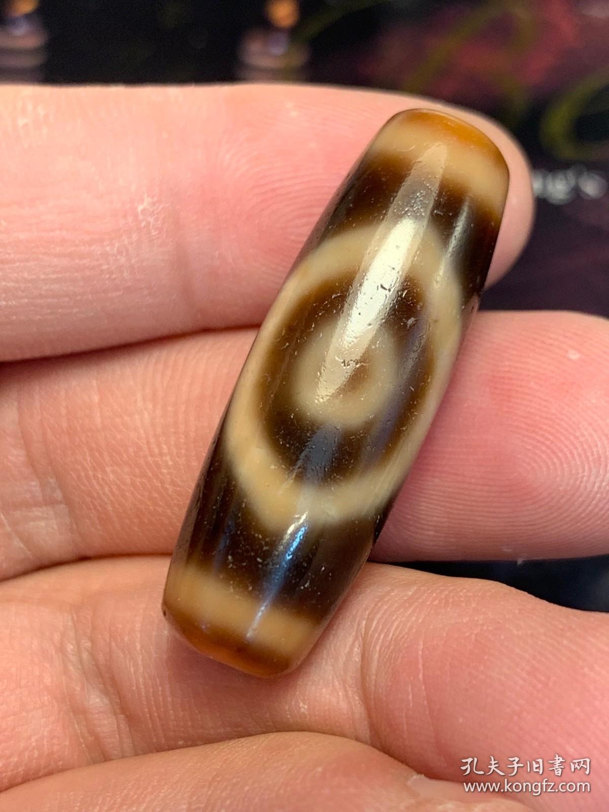 天地一眼天珠 尺寸12*36mm