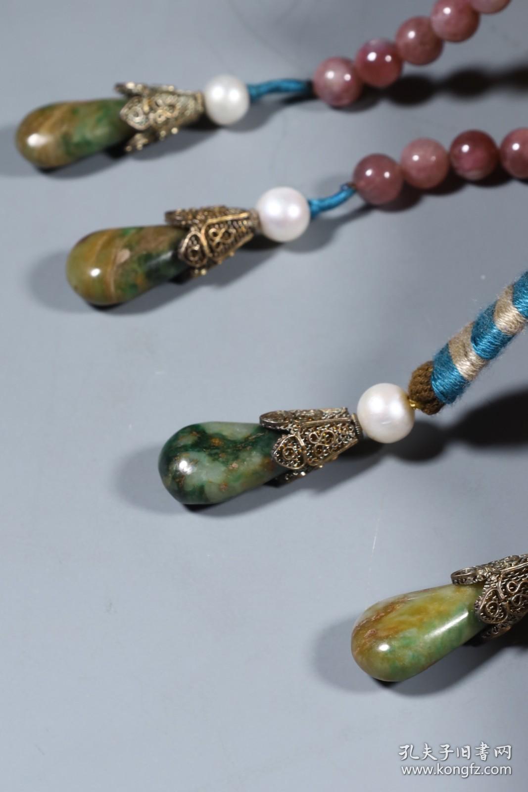 清代,南红玛瑙朝珠一盘