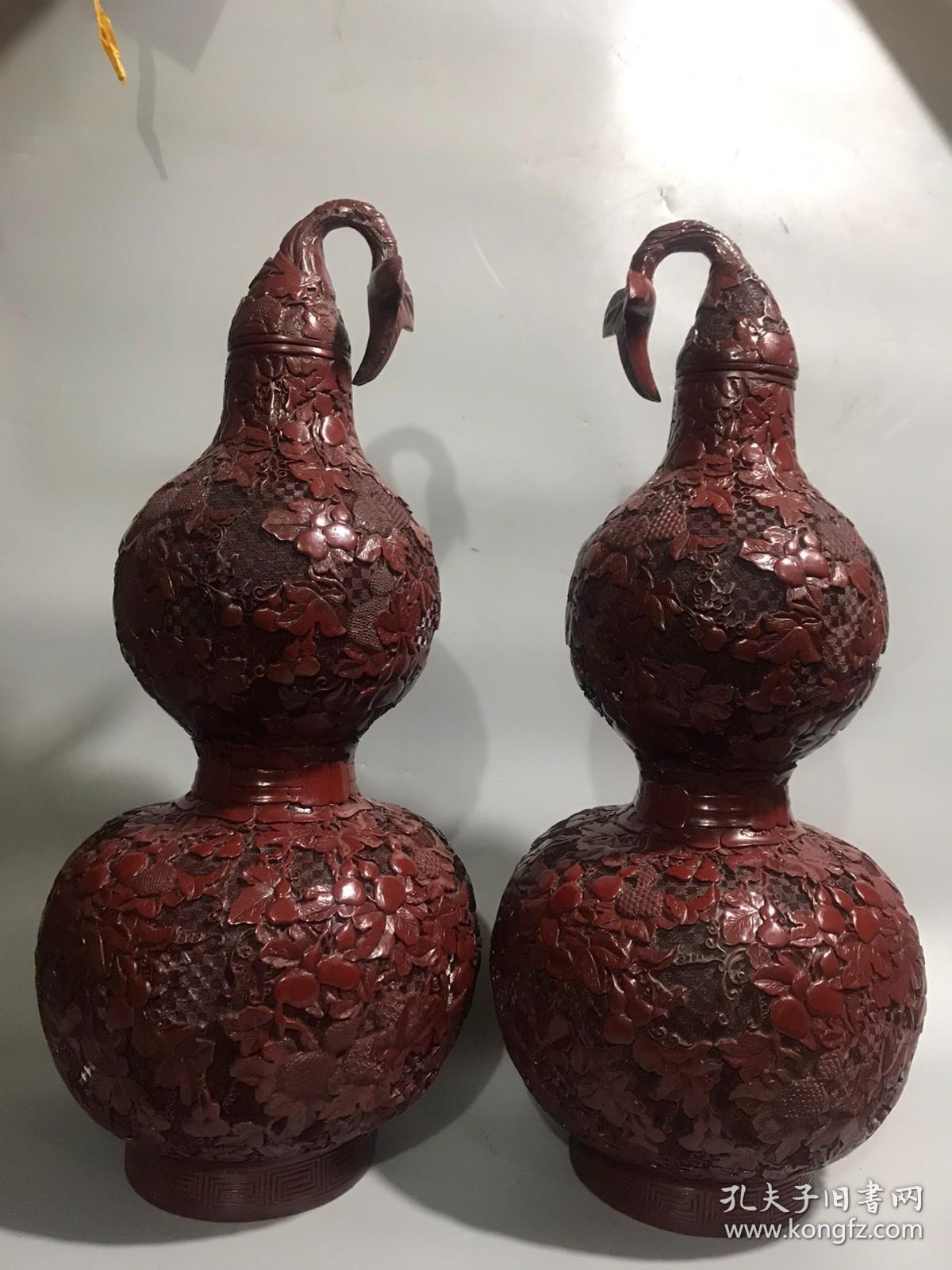 旧藏剔红漆器子孙万代葫芦瓶一对摆件规格高61cm腹宽23cm重8912g