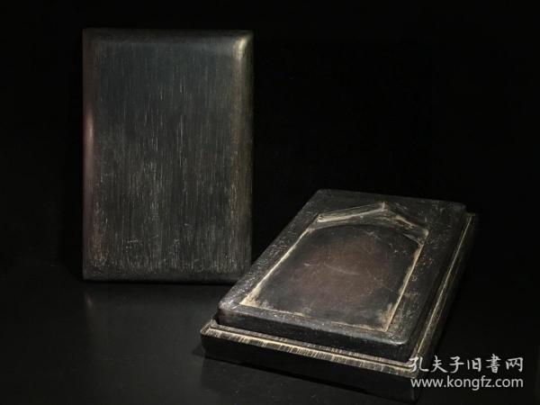 清代 名家“徐世昌” 圭形池玄武圖 木盒端硯