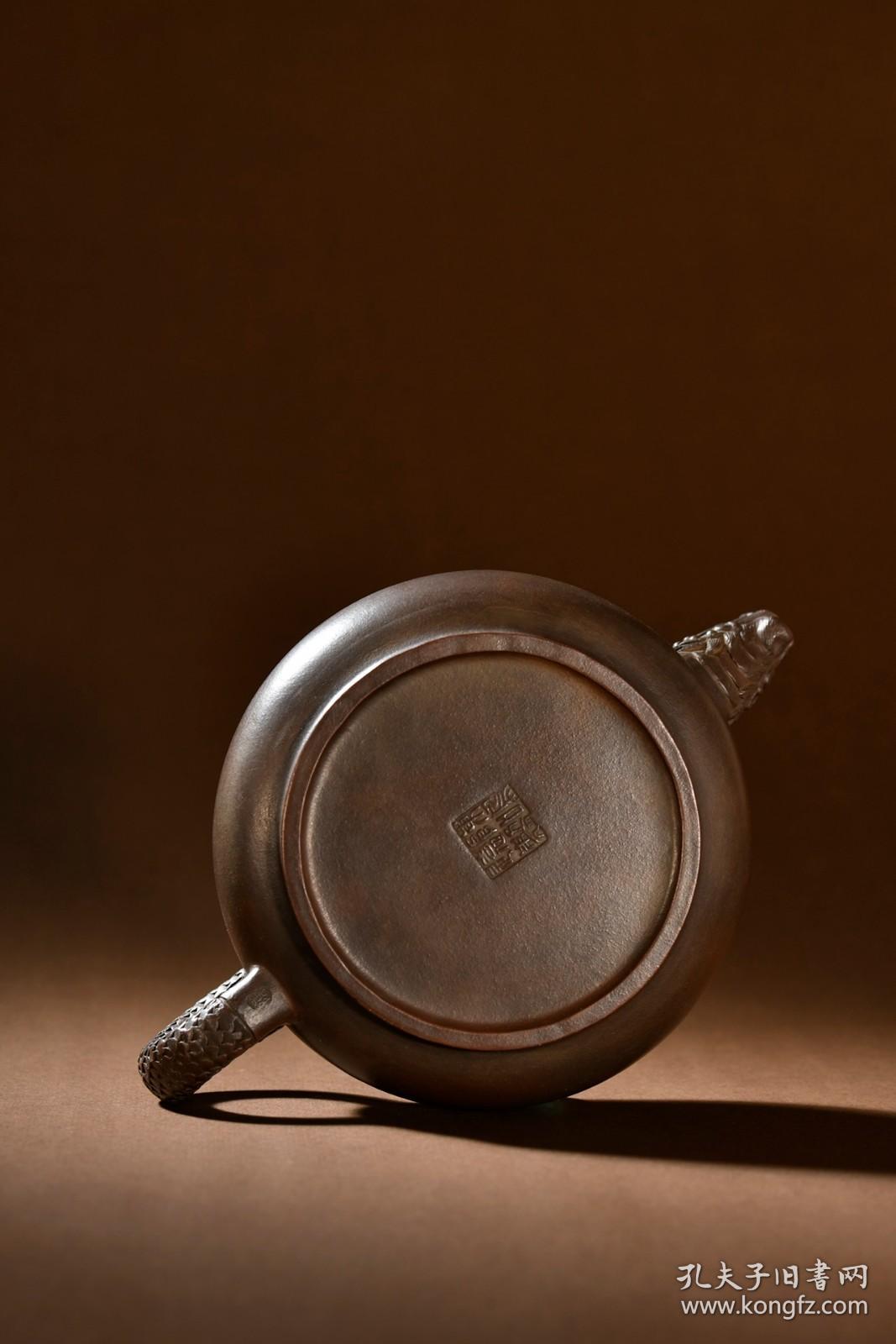 旧藏 "陈鸣远"款 老紫砂龙壶.