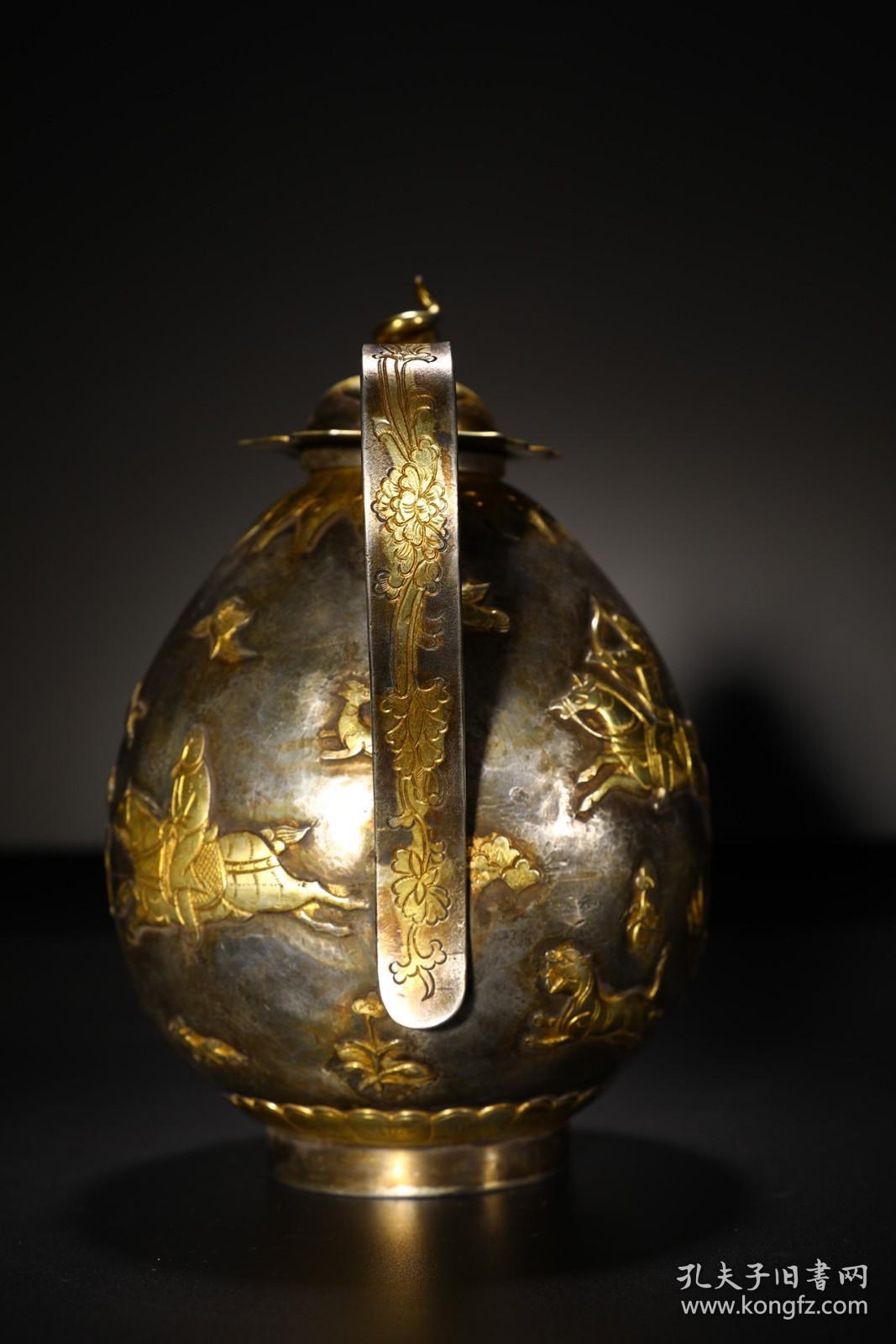 旧藏 鎏金狩猎纹壶.