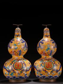 舊藏·銅胎景泰藍雙龍戲珠葫蘆瓶一對。