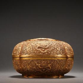 舊藏 銅鎏金祥龍戲珠蓋盒。