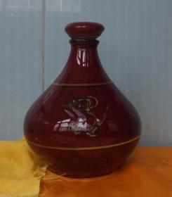 收藏旧酒瓶 手绘酒瓶高15厘米一斤装