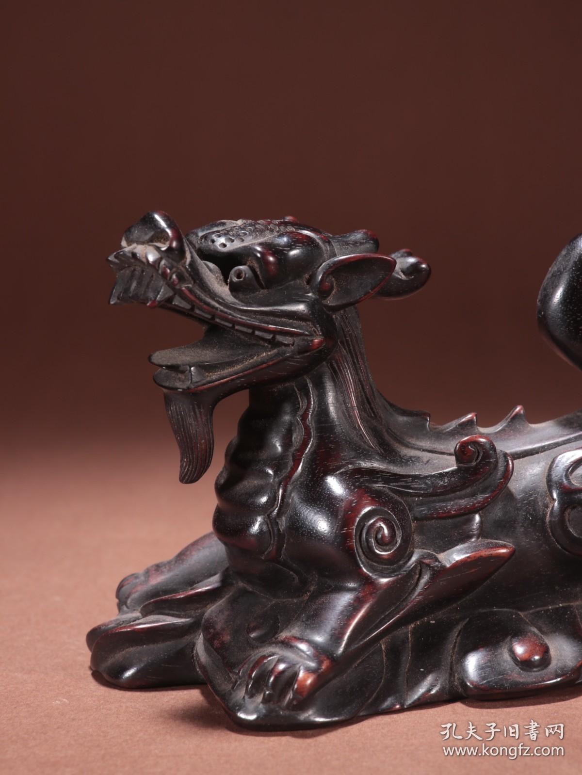 旧藏 小叶紫檀木麒麟形镇纸摆件一对