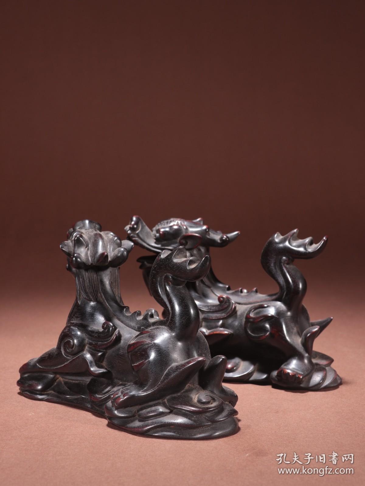 旧藏 小叶紫檀木麒麟形镇纸摆件一对