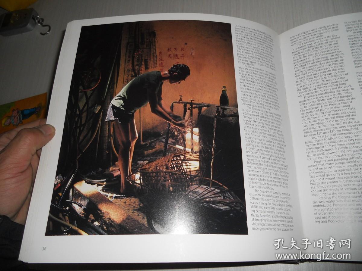 cityofdarknesslifeinkowloonwalledcity英文原版精装现货正版