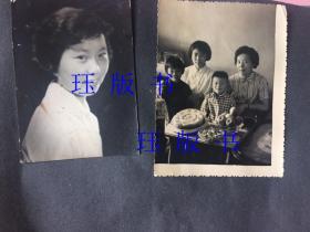 220张全部一起才这个价。合售，绝对便宜！【编号011】，照片，美女的一本相册，可能是医生护士的，大概一共有220张