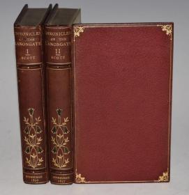 1827年Walter Scott - Chronicles Of The Canongate. 司各特传奇名著《炮门编年史》极罕见第一版 野水牛花饰特装2册全