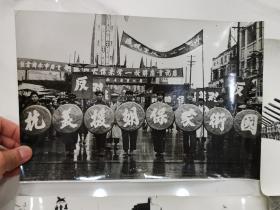 抗美援朝 、上甘岭战役等老照片   42张 尺寸31X25，有几张尺寸小点 ，部分背面有写字。