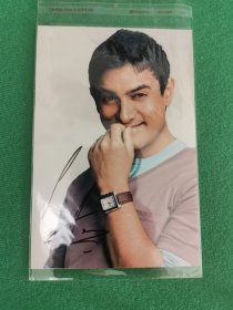 阿米尔·汗（Aamir Khan） 亲笔签名照片，带现场签名视频，印度宝莱坞演员，代表作《三傻大闹宝莱坞》、《摔跤吧！爸爸》，签于2017年4月16日北京国际电影节上。