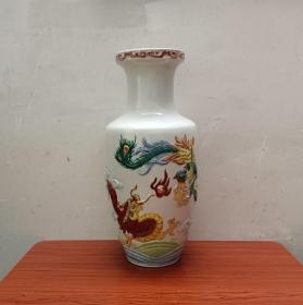 美观漂亮的八十年代龙凤纹大瓷瓶