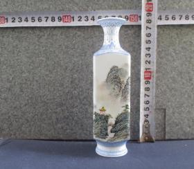 出口创汇期精品：景德镇制黄春林手绘薄胎山水通景方瓶