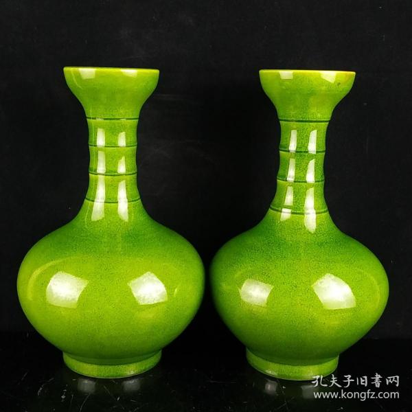 单色釉手工开片花瓶