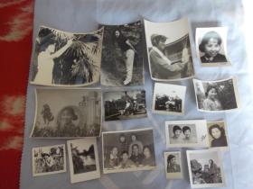 上海美女老照片：14张合售，其中5张背面有字，1，78年2月；2，79.11；3，1981.8；4，摄于长风公园，1983.8；5，给亲爱的外婆大人，摄于1960.5，外甥女丽玉；6，打印红字码，八0年十二月。（卫115）